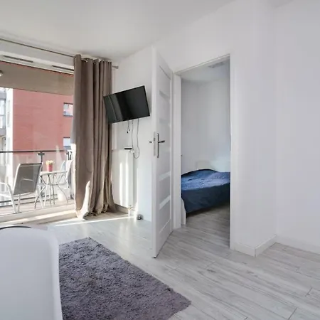 Ina Rent - Chmielna Lejlighed